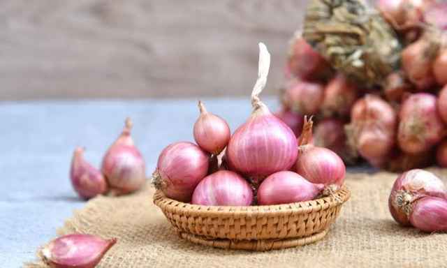 Organic Red Onion Shallot