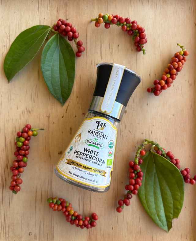 Organic Trang White Peppercorn 50g Ceramic Grinder