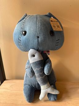 Lucky Cat Plush 'Tung Ngern' - Size L