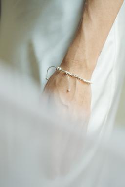 Silver beads pull-string bracelet (B0098S)