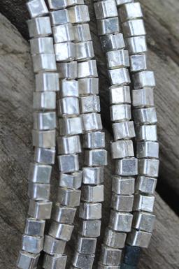 Silver cube beads bracelet with adjustable chain (B0073)